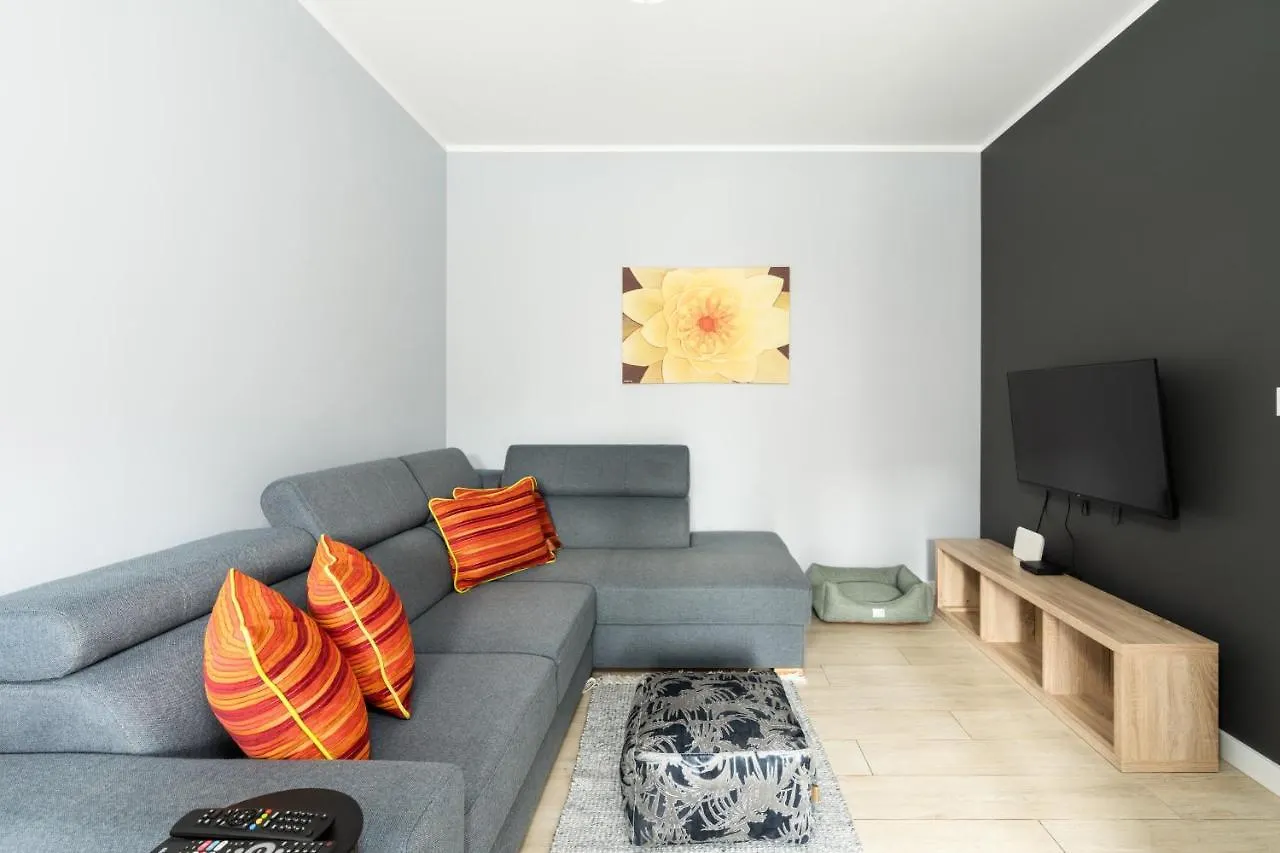 Apartment With Garden Wolkowyska By Noclegi Renters Πόζναν